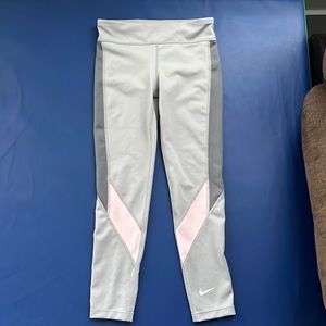 Girls Nike Gray leggings